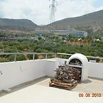 Krits فندق