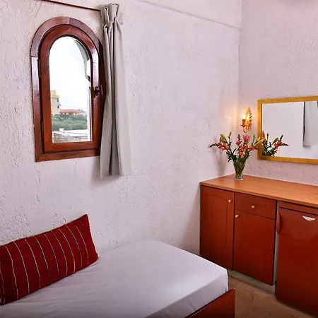 Krits Hotel 3*